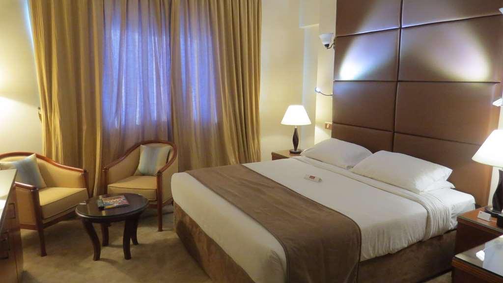 The Park Hotel Formerly Dubai Phòng bức ảnh