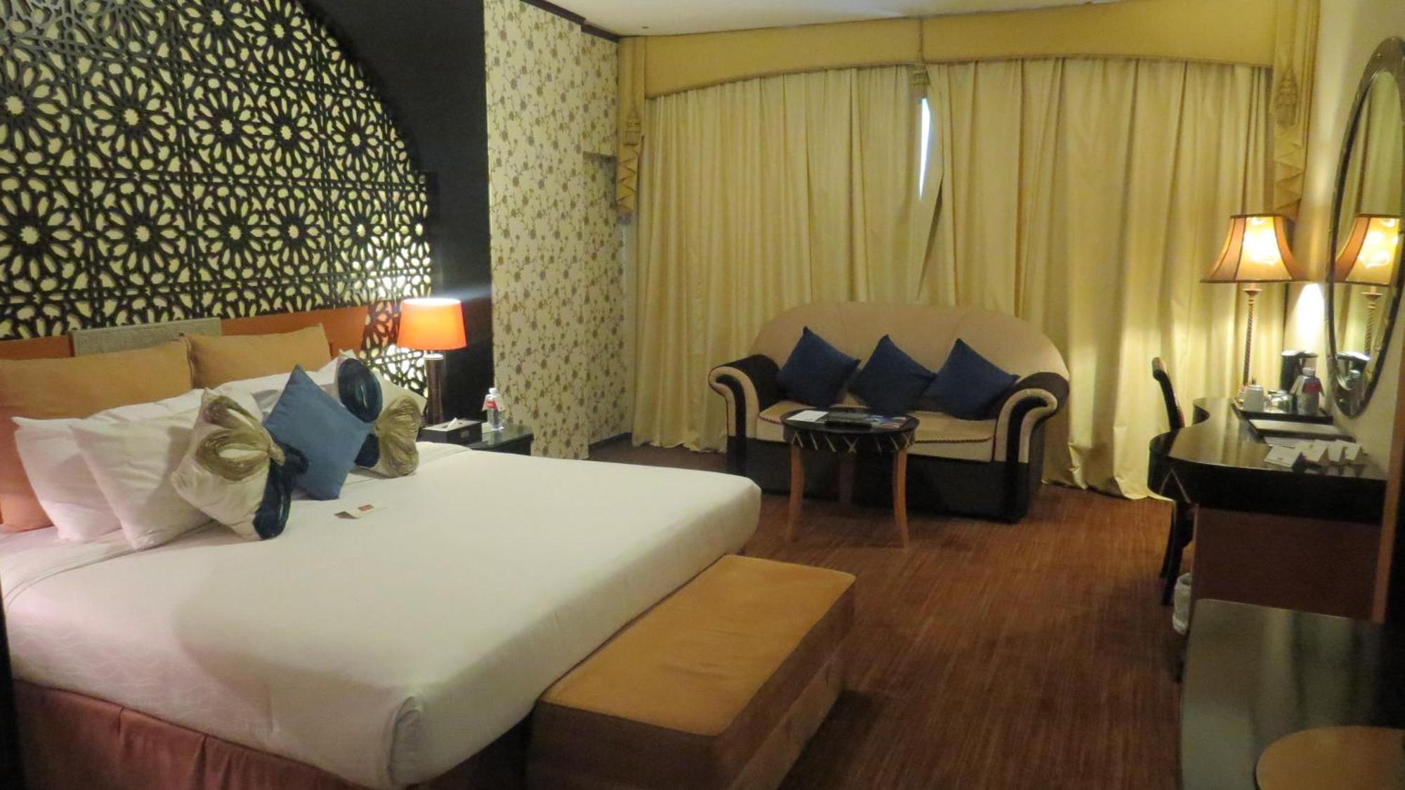 The Park Hotel Formerly Dubai Phòng bức ảnh