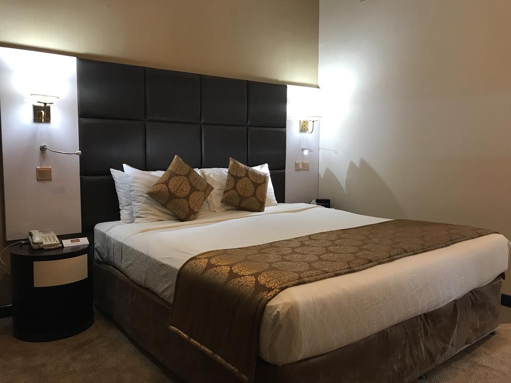 The Park Hotel Formerly Dubai Ngoại thất bức ảnh